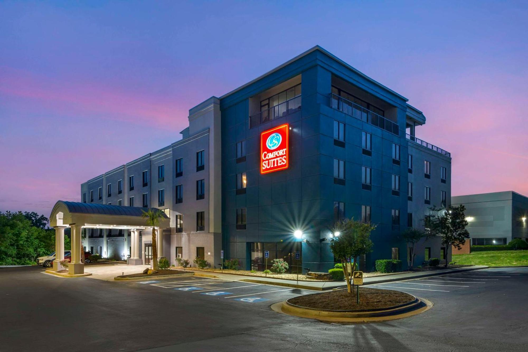 Comfort Suites Atlanta Airport Forest Park Exterior foto