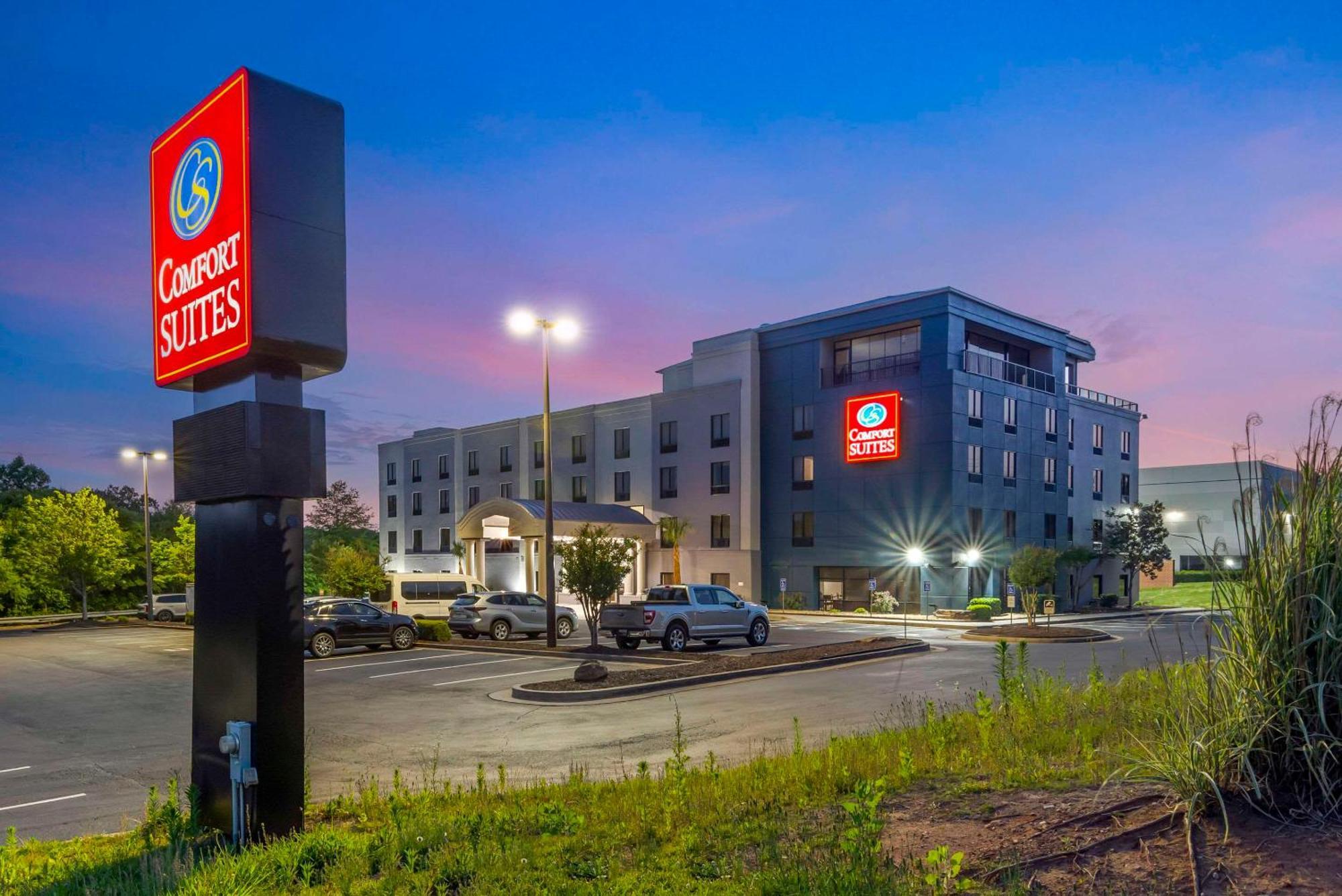 Comfort Suites Atlanta Airport Forest Park Exterior foto